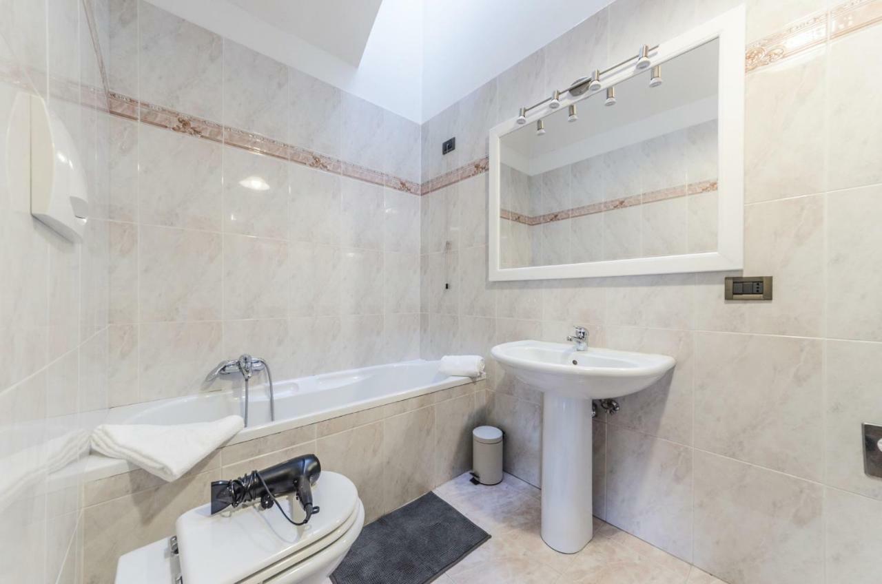 Maurizio House - Near The Train Station Veneza Exterior foto